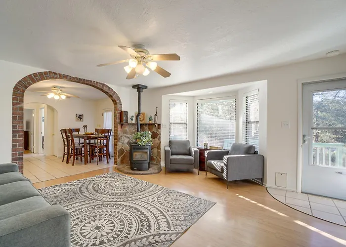 W/ Yard & Deck: Pets Welcome! Payson