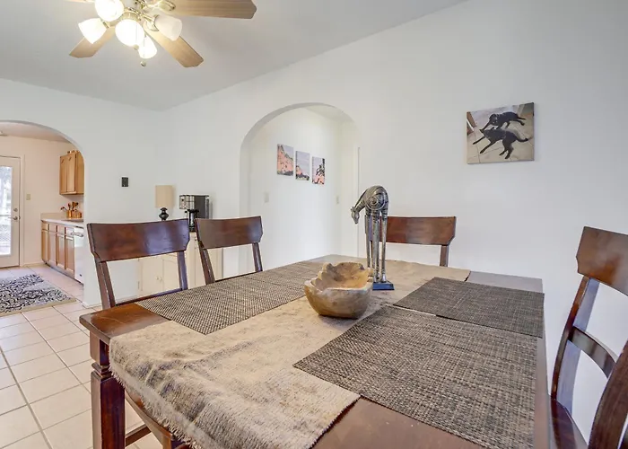 W/ Yard & Deck: Pets Welcome!