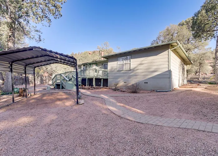 W/ Yard & Deck: Pets Welcome! *